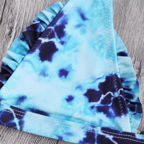 Zaful Blue tie-dye ruffle bikini set - Picture 2 of 2